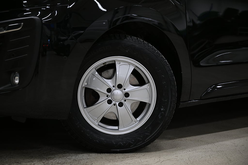 5a568157 af82 966e f152 000059df4428.jpg