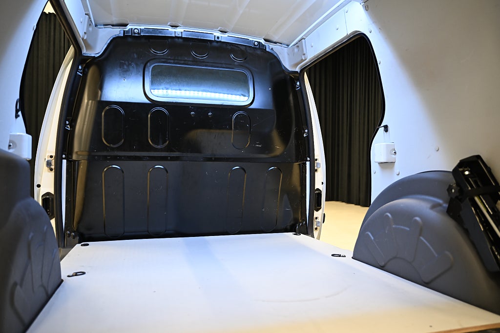 5b6045e7 654c 8e76 2401 00007c35280f.jpg