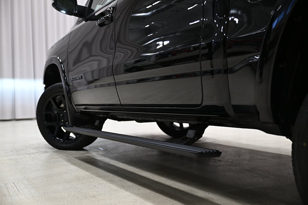 5ca974dc a6e4 f9e9 b755 00000efb49b1.jpg