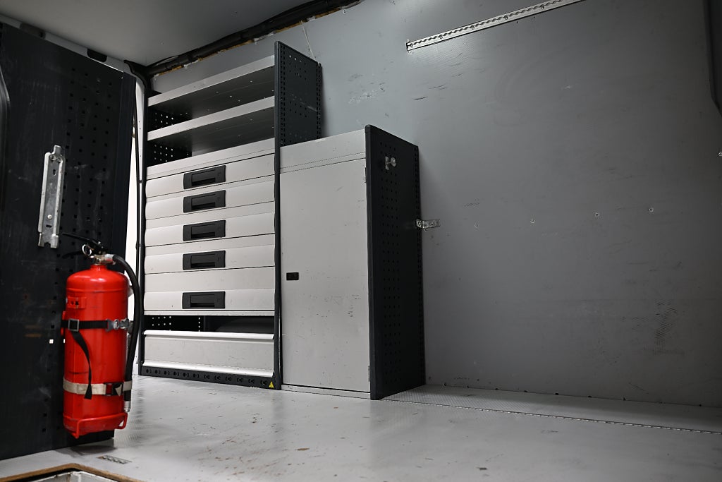 5e8b9dd8 023c 6a48 f1a7 0000b8e06054.jpg