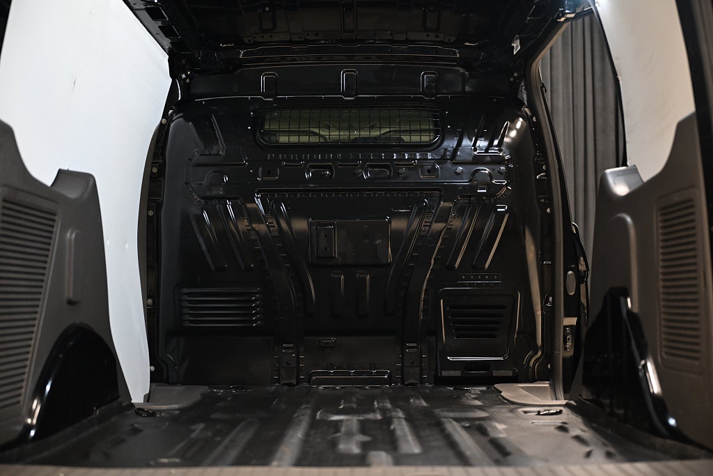 60f131f6 52d8 374d 666f 00004324119f.jpg