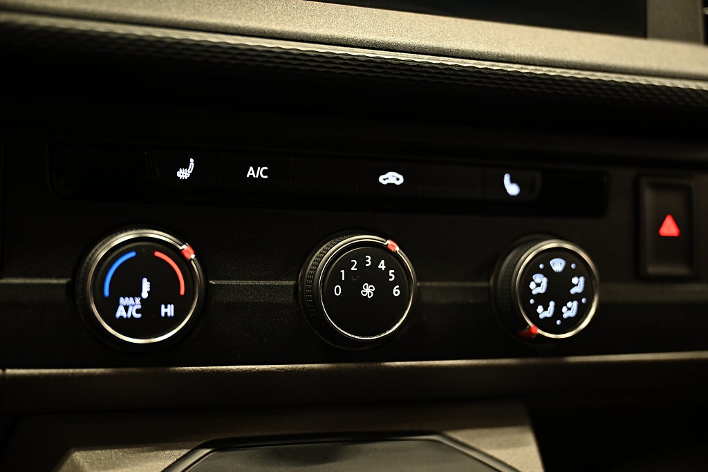 61867565 e2cf da15 ca4a 000063a27c25.jpg