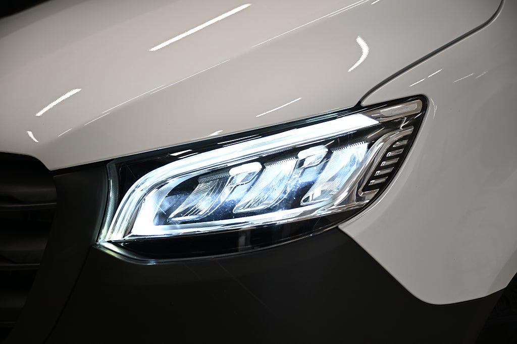 637c0275 c977 0a21 cda7 00006f3e9603.jpg