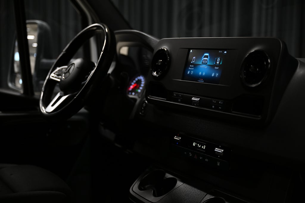 642e5bf0 d4ae 85a6 8f54 00008374d801.jpg