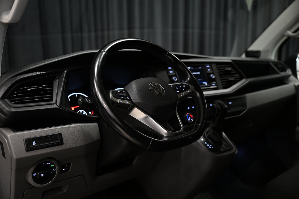 66796568 0495 1372 519b 00000240227e.jpg