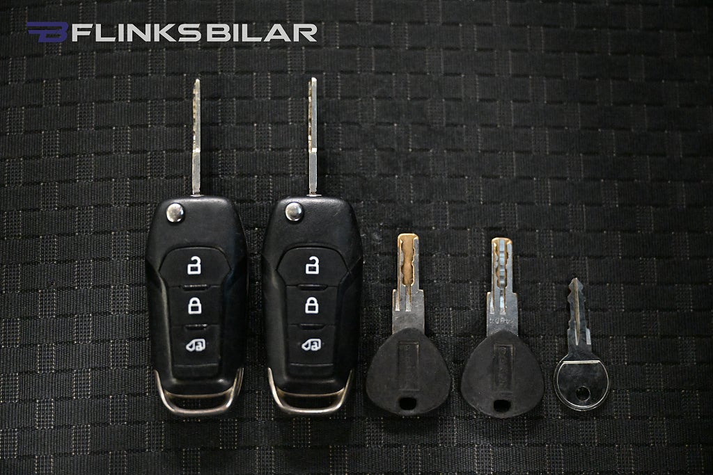 67536383 c6aa 75b2 d578 0000e883e5a8.jpg