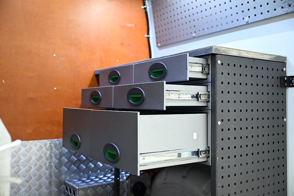 6d204721 ed08 1a6b 41b3 00003e88d8df.jpg