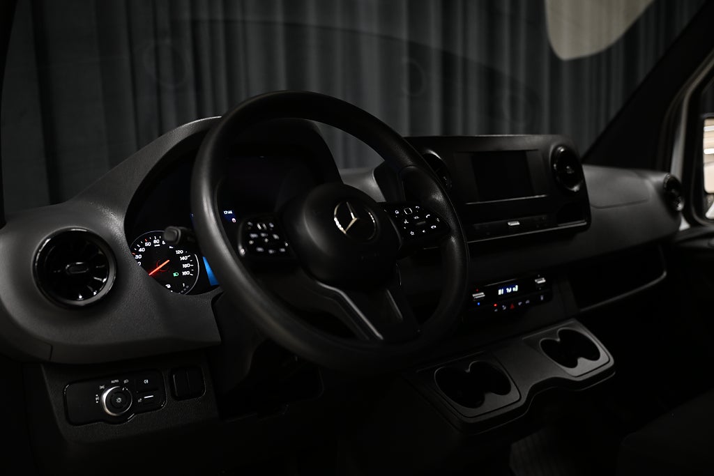 727cb3eb 146b 3e18 984b 00001b0b2efd.jpg