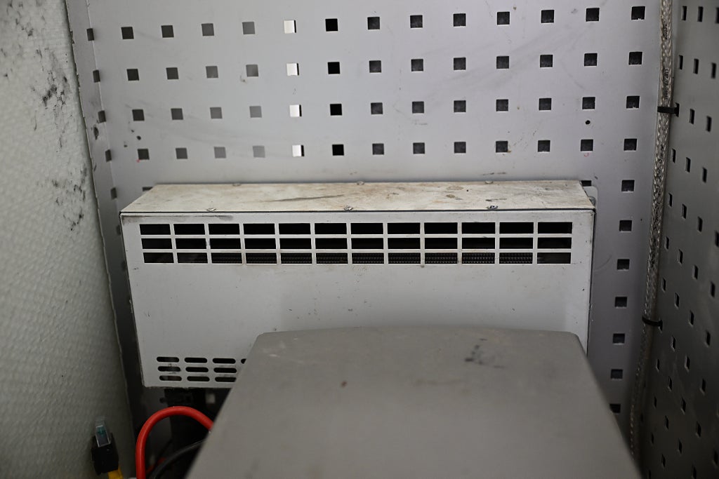 72aa4ede d46b 7b72 5c90 00003110008e.jpg