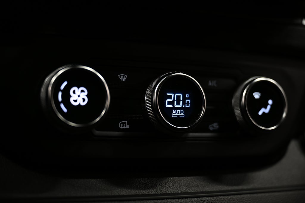 7736cb11 7e55 de79 8a09 0000e9eb25c1.jpg