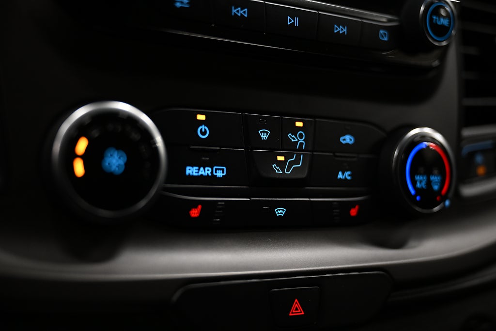 799811ea b9d8 b936 45c8 0000c66fbcfe.jpg