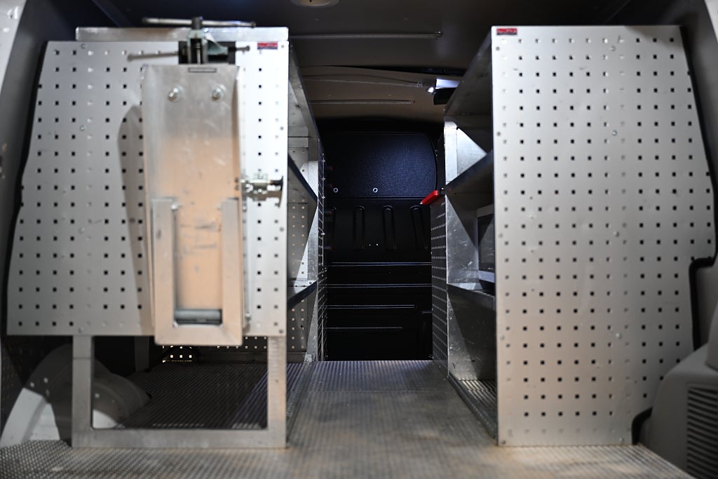 7a8906b8 e044 5e00 2fe6 000068b21228.jpg