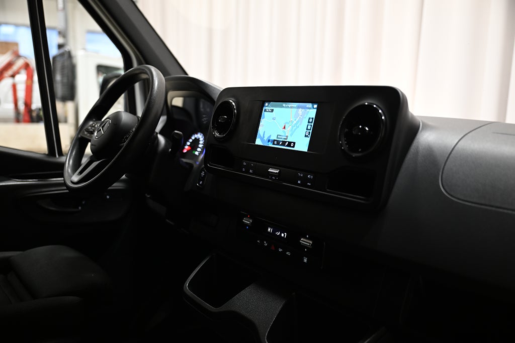 7b40c33c b028 cafc b4ca 0000a7337d4b.jpg