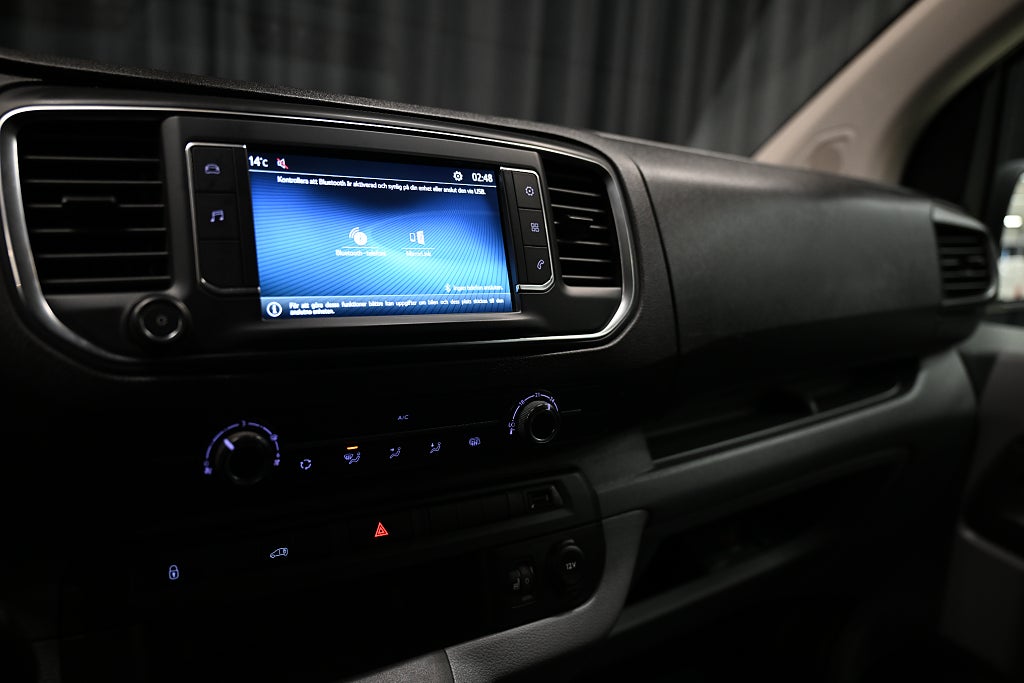 8100a27b b479 47b1 ef6d 00009aa52ef2.jpg