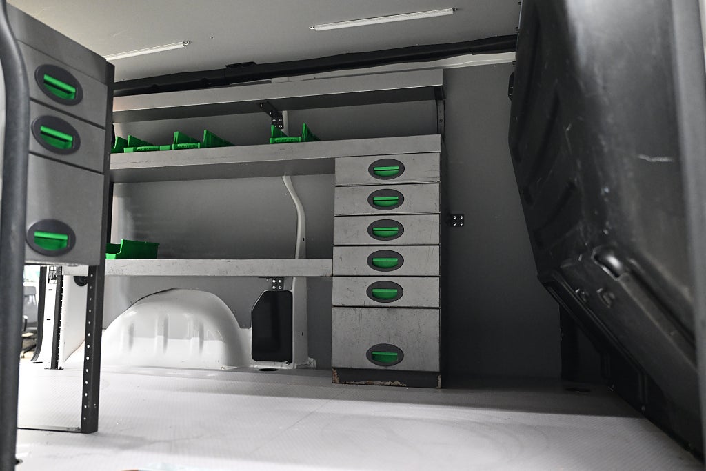 820733f6 38b3 b576 ca33 00005800febd.jpg