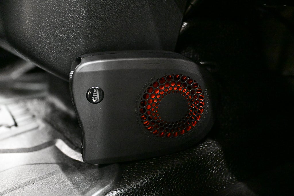 82a59793 3645 2ed8 904c 00001c4a7375.jpg