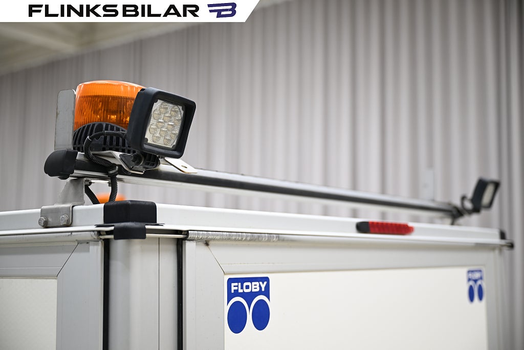 8323a450 b6a5 0f46 e35a 0000897d2c15.jpg