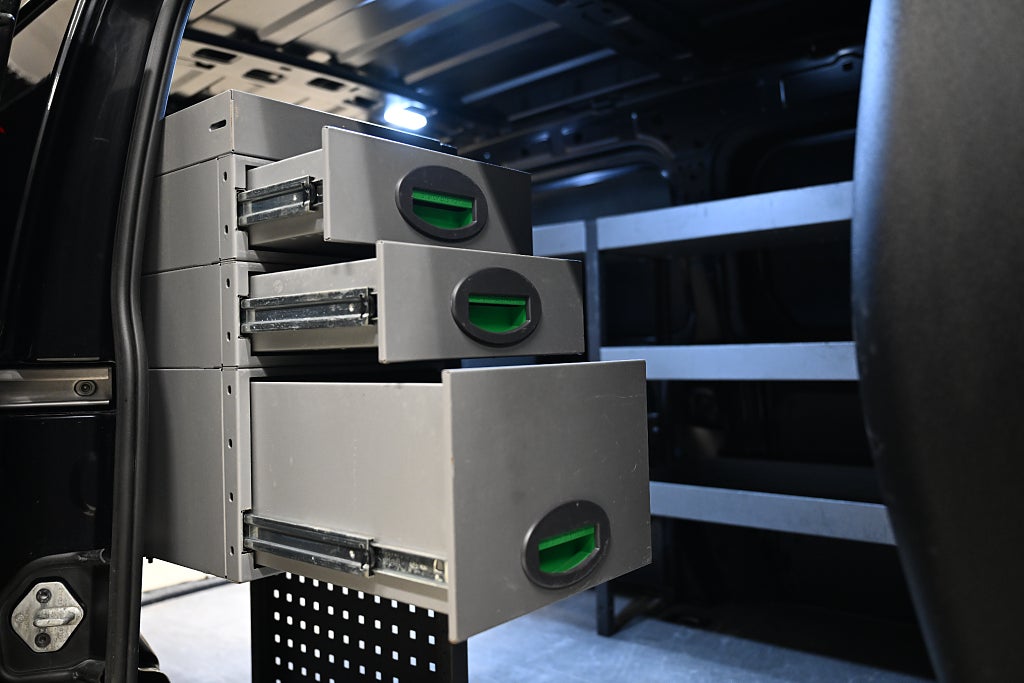 871e1437 5586 8003 031a 00005c752a6a.jpg