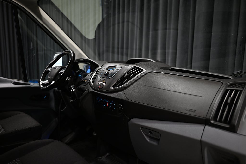 879482b5 41e5 5d8c 4ed1 00003a08ff98.jpg