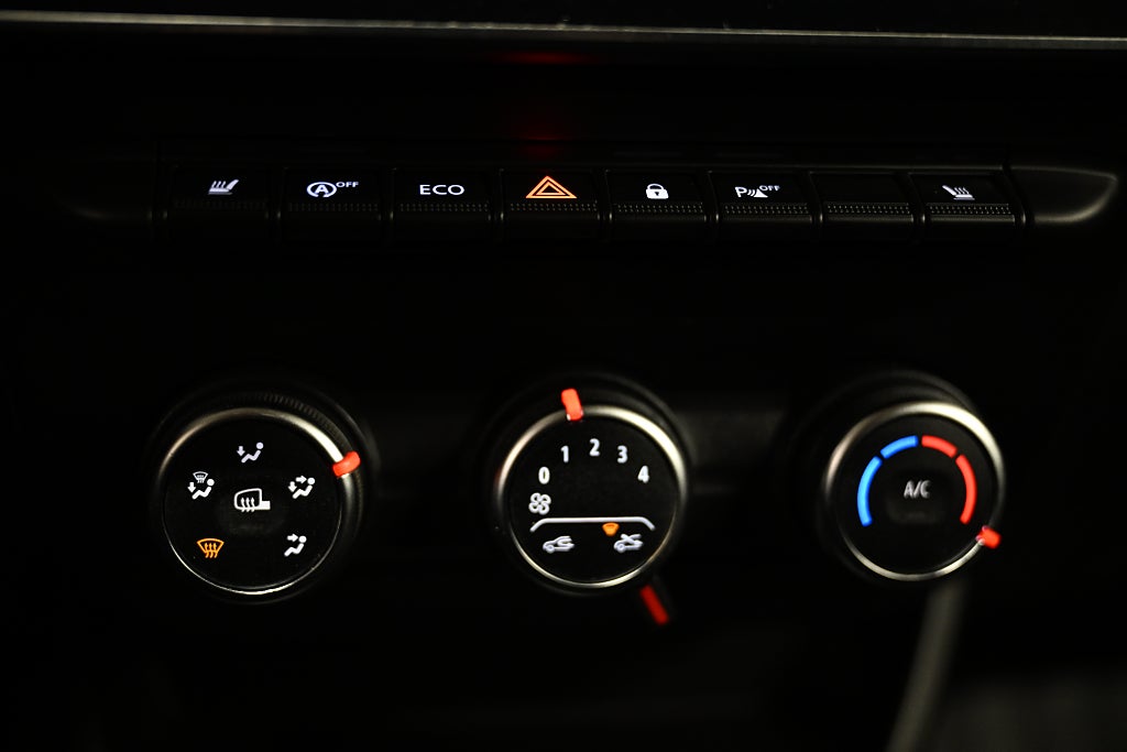 89daf612 21cf 8fc4 3efb 00005cced18a.jpg