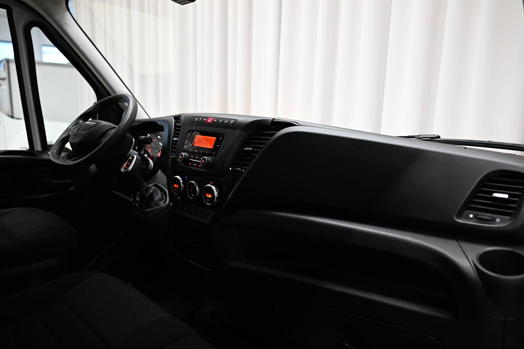 8a7344df 1783 8c47 93b3 0000b150f392.jpg