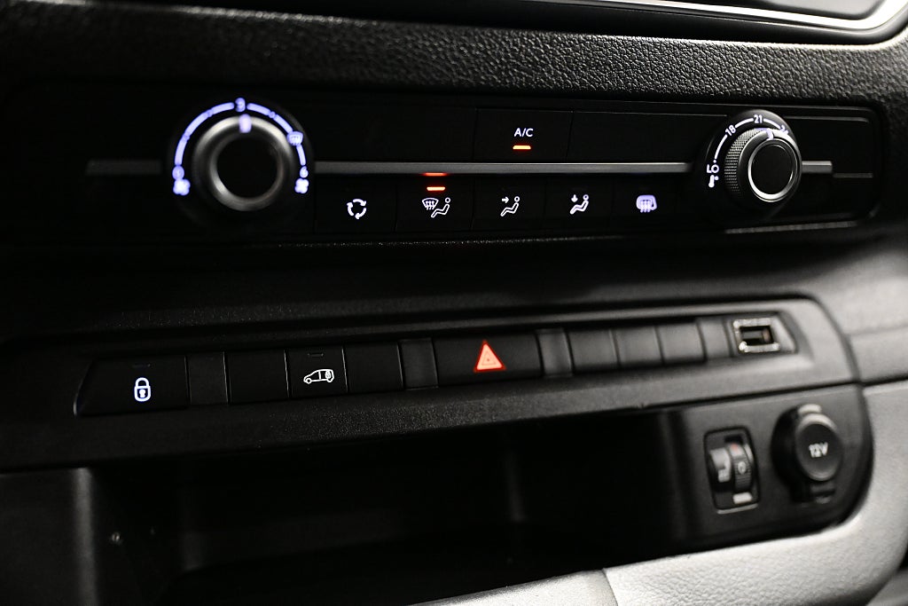 8a92b8d8 fe8f 60f9 67c1 000071aa9b3b.jpg