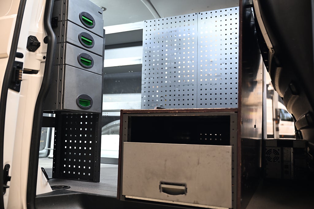 8bafea87 918b b1a4 dd14 000059dfad2f.jpg