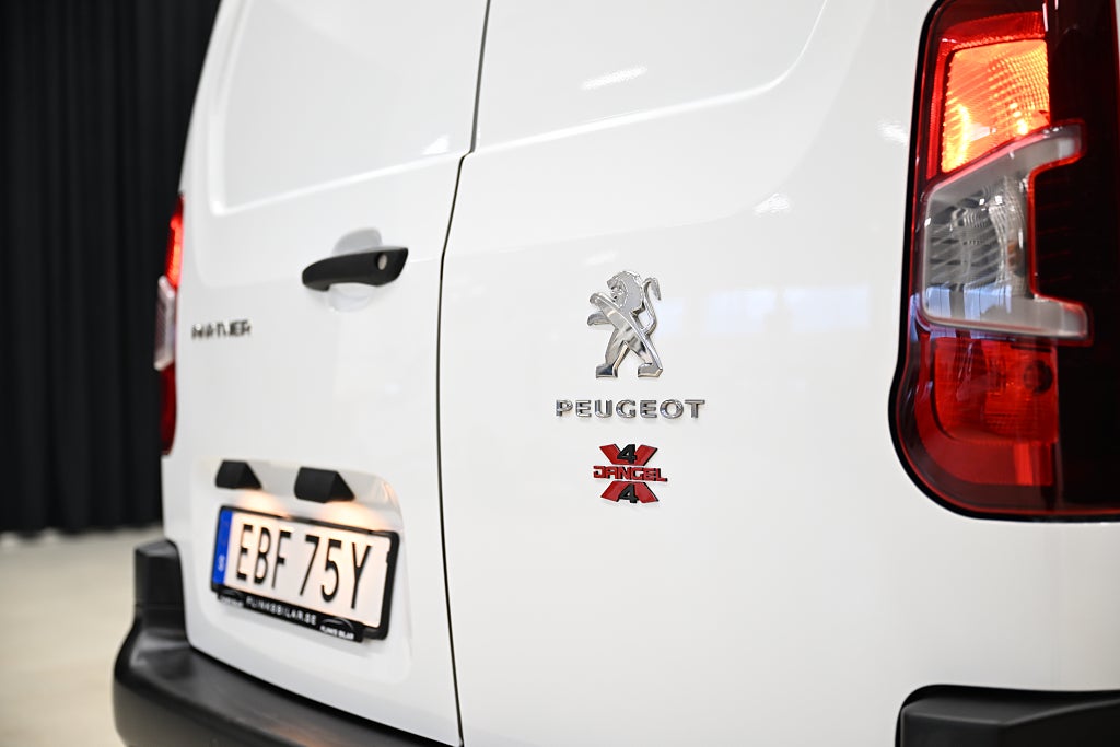 8cc11ce0 227e ed6b 7c34 000025b72feb.jpg