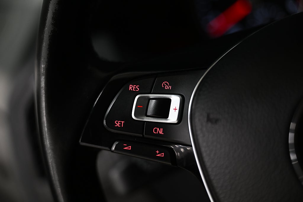 8de271ec 4873 0dc0 c02a 0000c6740bbe.jpg