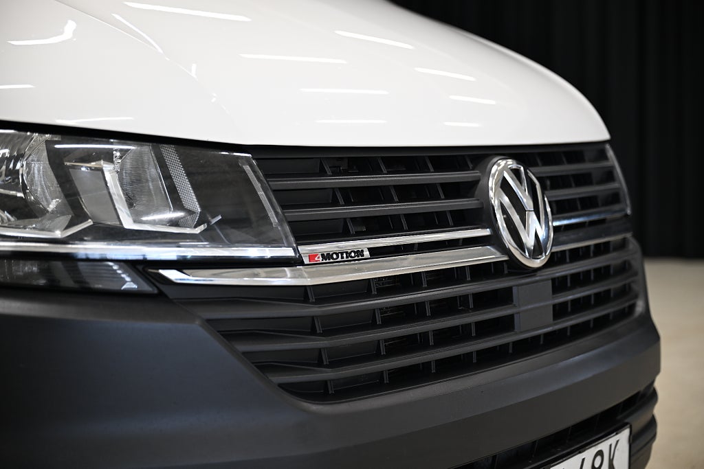 8ee73aff faef 9a53 eb09 0000073c3038.jpg