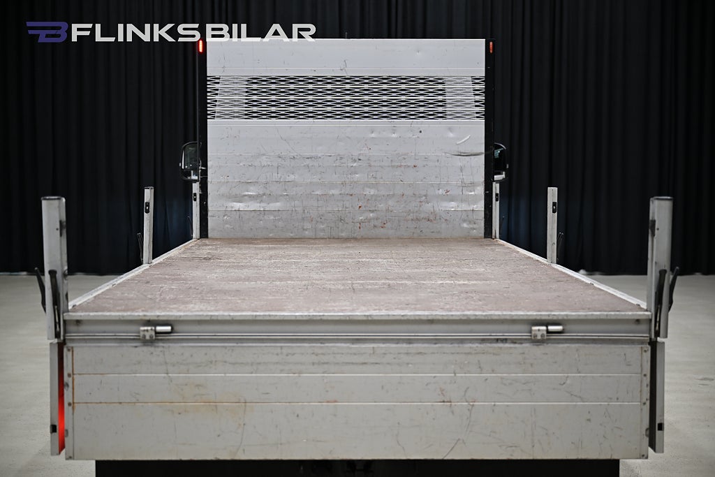 9210d6a9 82f9 a2f5 c740 0000e7e208b1.jpg