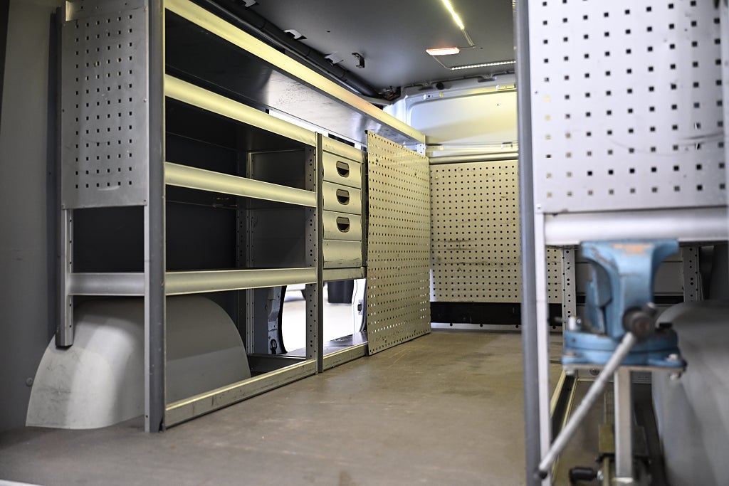 9321df9d 7019 6005 56f5 0000ec276131.jpg