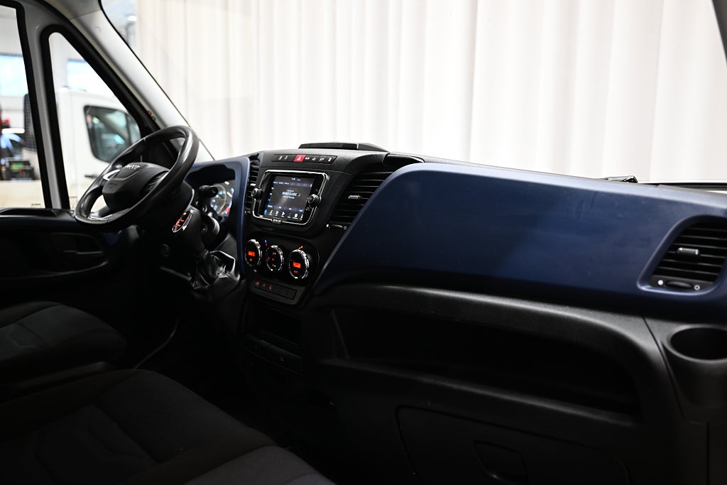 951f2d51 81a5 b7f7 11a5 000093a16e67.jpg