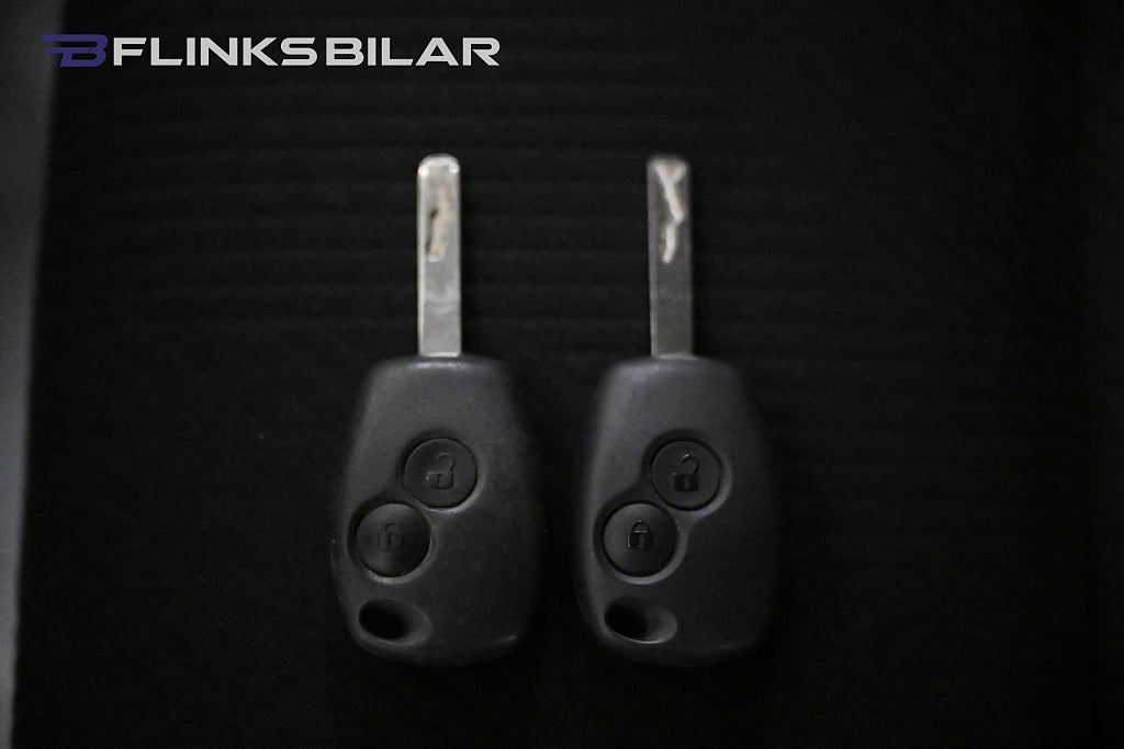 95d60e94 2aad 8845 53af 00002e3d79ee.jpg