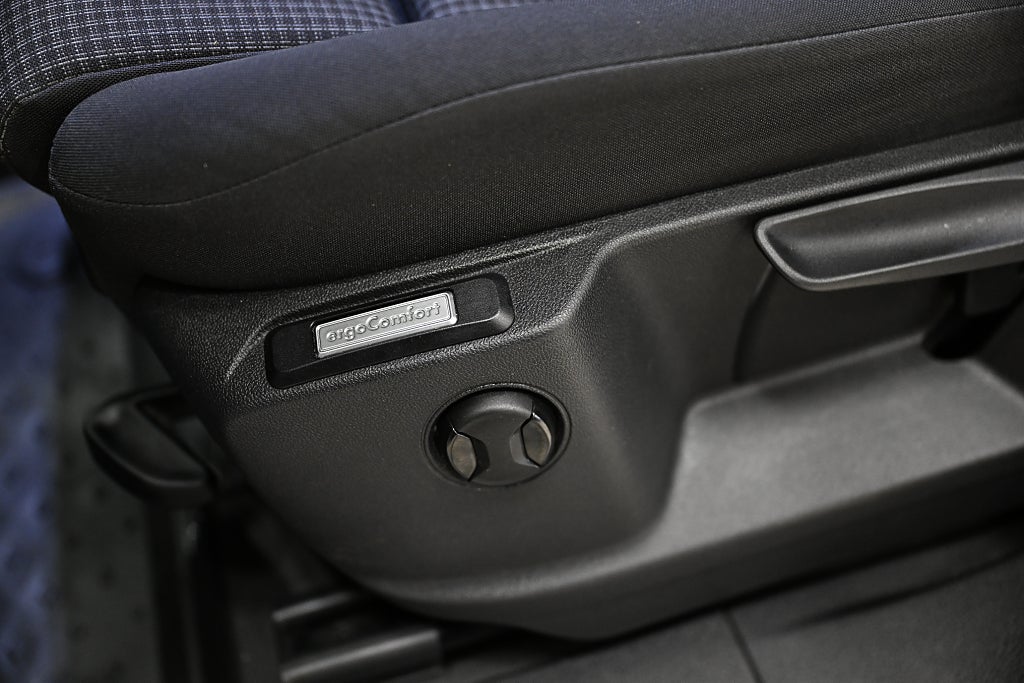 95d73f72 75ed f1a4 49ba 00001313d81e.jpg