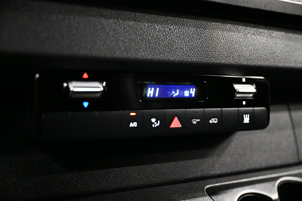 9717b7b1 9a06 78f9 1579 0000ffc53729.jpg