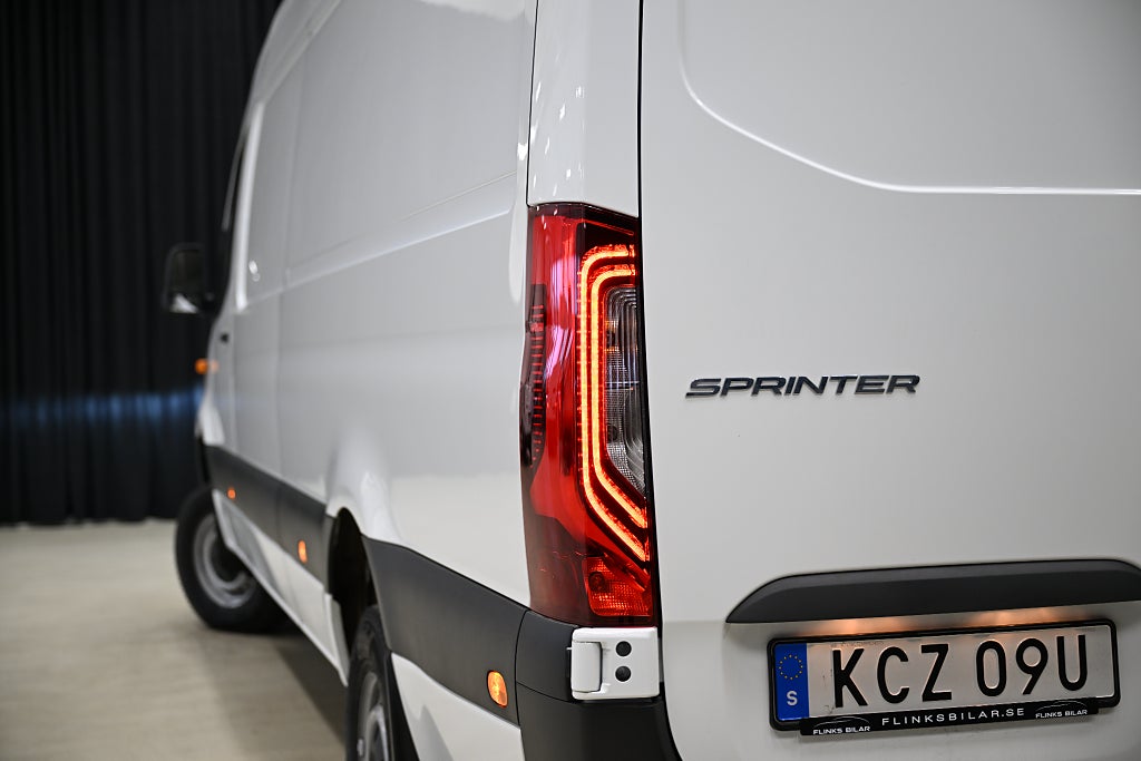 978ab9d8 d719 e6a4 f550 00001600424f.jpg