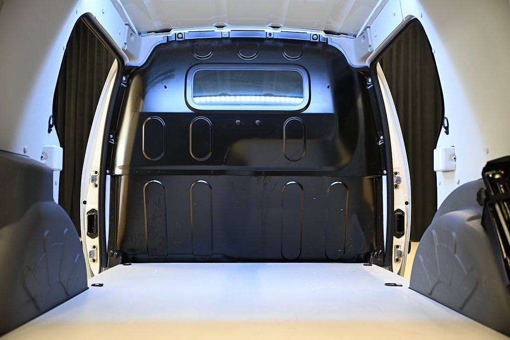 98763803 09f7 0b0b 247f 000081be53f8.jpg