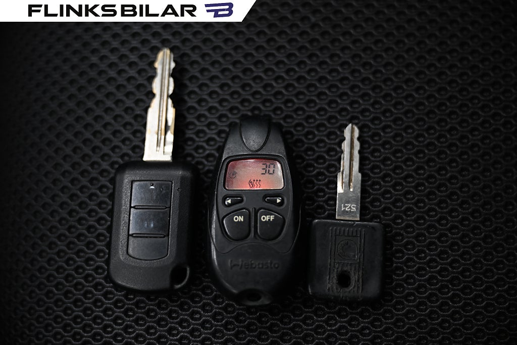 9914c55a d595 4026 cfe4 00003c7530f8.jpg