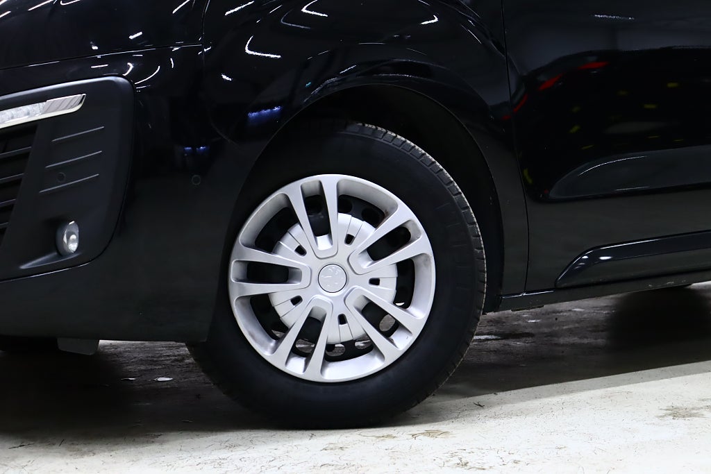 9b28e43b f9c7 ea98 a4e8 0000b103e472.jpg