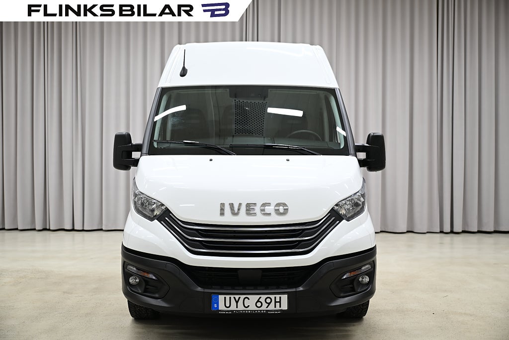 9c5761f1 4ed5 2138 6b38 000057c1c78a.jpg