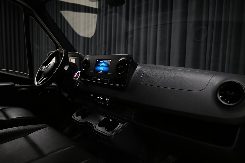 9ca0f990 00f8 0725 86f0 00008bbf66c0.jpg