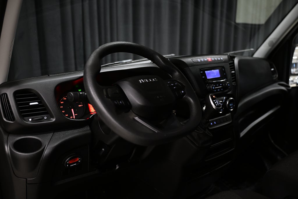 9e42e882 9309 455b 6035 000064a999b9.jpg