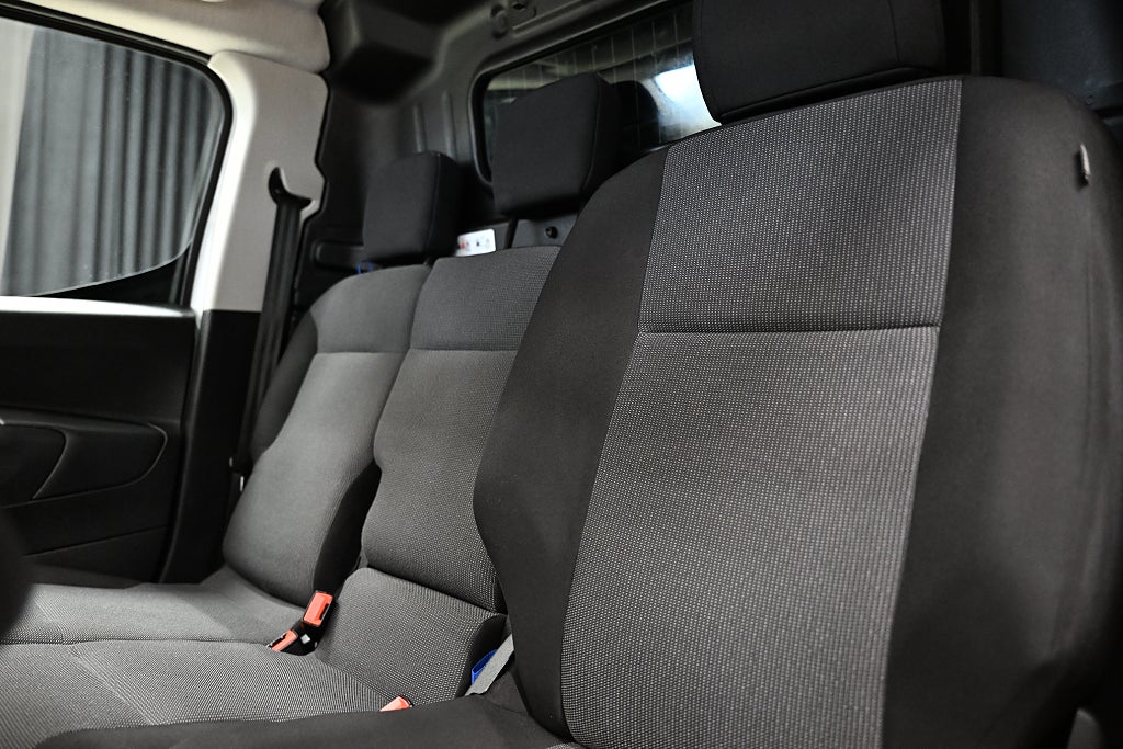 9f563058 a98e 4adb 3534 0000e6b96920.jpg