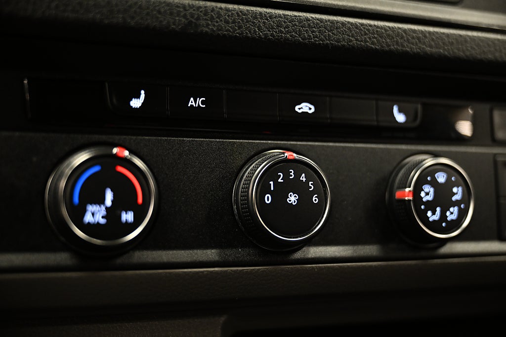 a0002791 b033 70e8 1811 000004a108fd.jpg