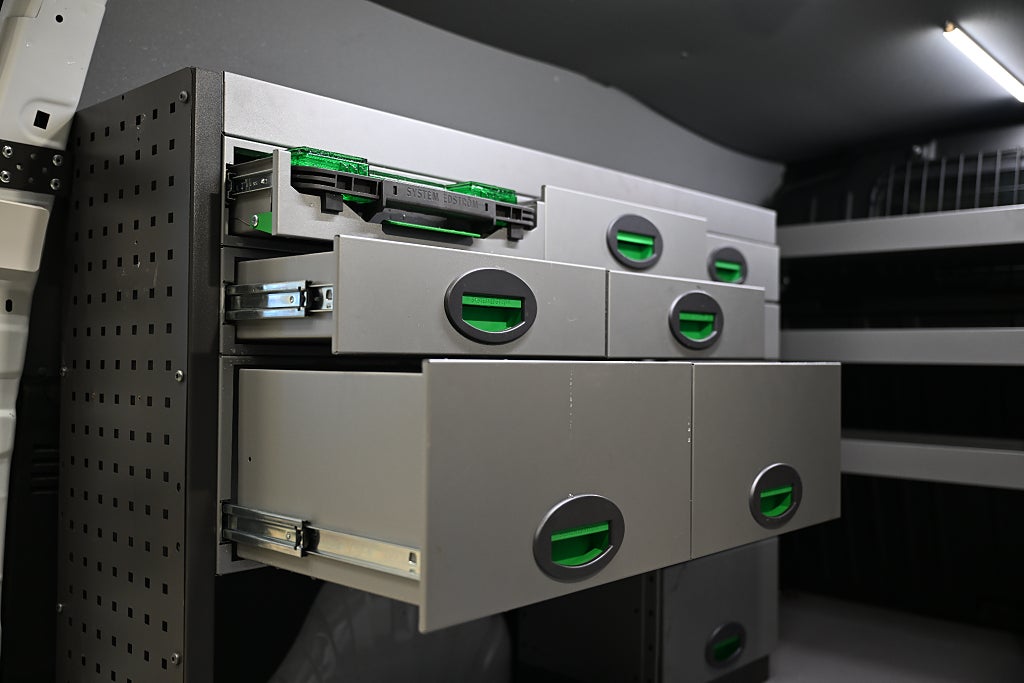 a1912dfa ff38 c6b5 37c6 000091358f3c.jpg