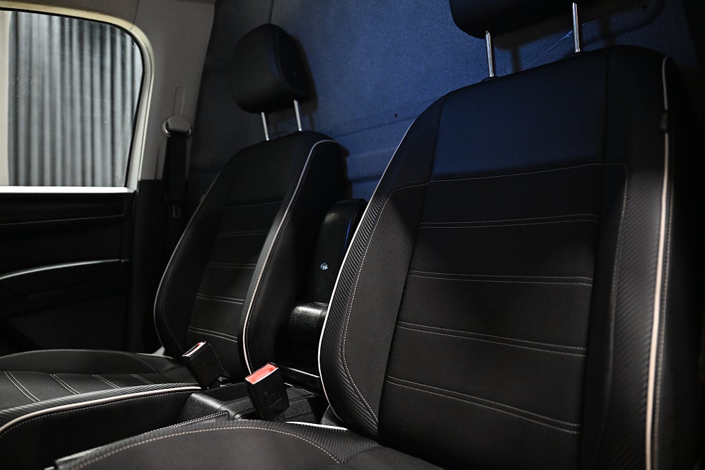 a1ec0935 bbf1 0d12 f427 00005f3e9c63.jpg