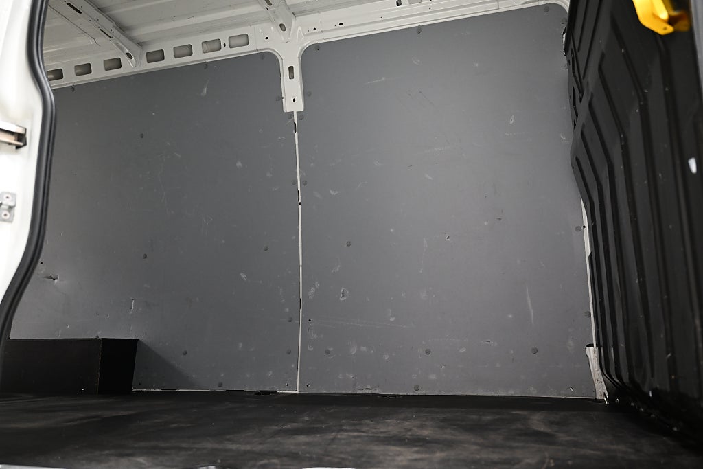 a3f52777 2d6a defd 3872 000069314768.jpg