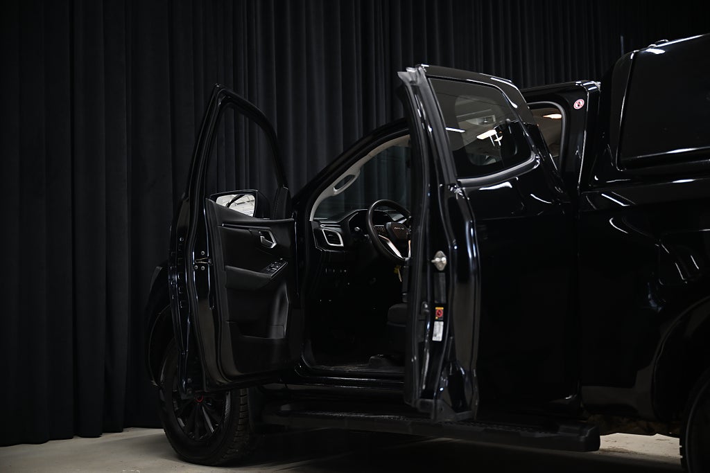 a745b4cc 1031 6047 1766 000000940182.jpg