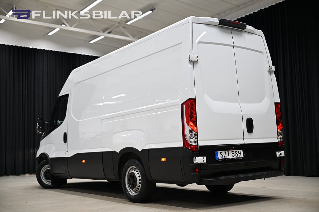 a930a56f fe2a ba51 ae4c 0000b7235fb0.jpg